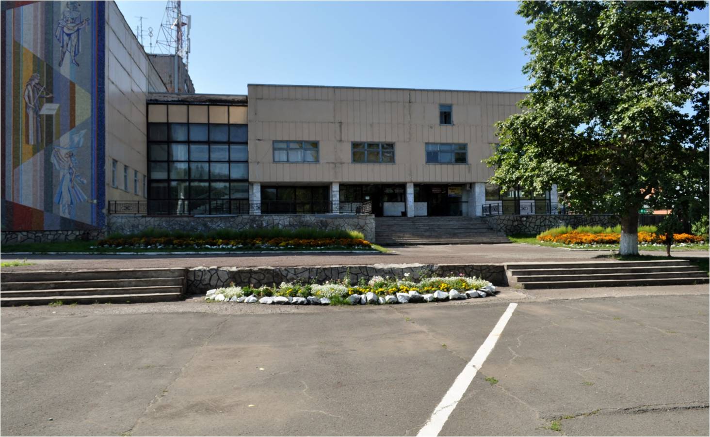 МБУК Большеирбинский Дворец культуры.
